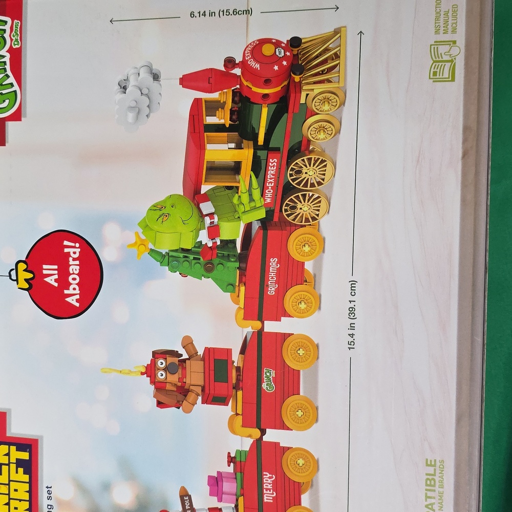 The Grinch Who-Express Train Set - Red & Green Whoville 527 Pieces Brick Craft - Picture 3 of 5
